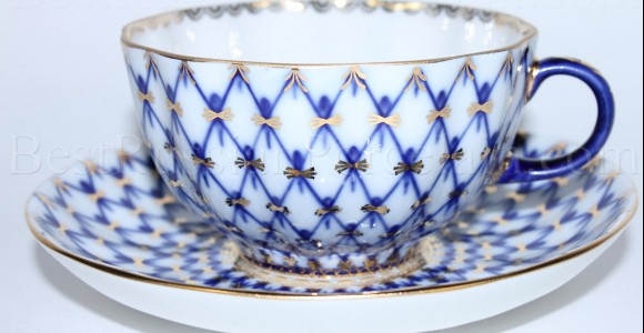 Video review: Tea Cup "Cobalt Net" form Tulip>